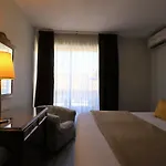 Hotel Des Tuileries 3*