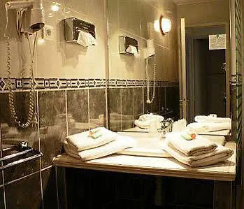 Hotel Des Tuileries 3*